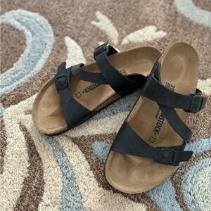 BLACK WOMENS BIRKENSTOCK SALINA SIZE 39